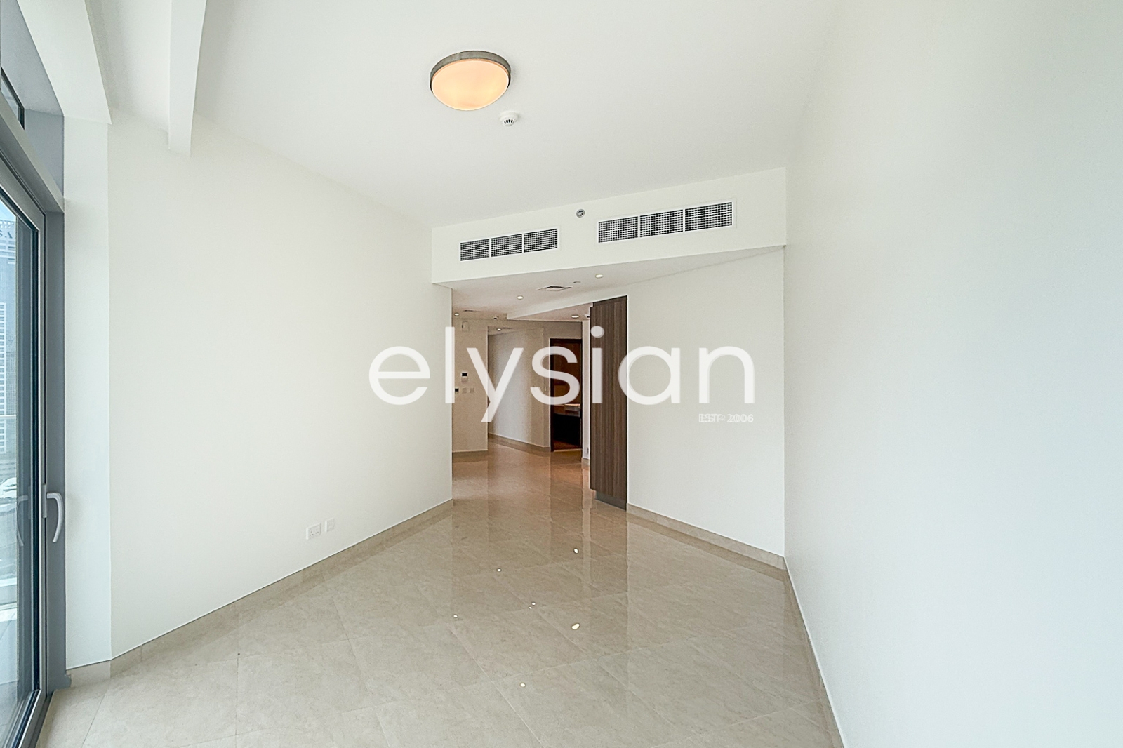 Canal View | Brand New | Study Room